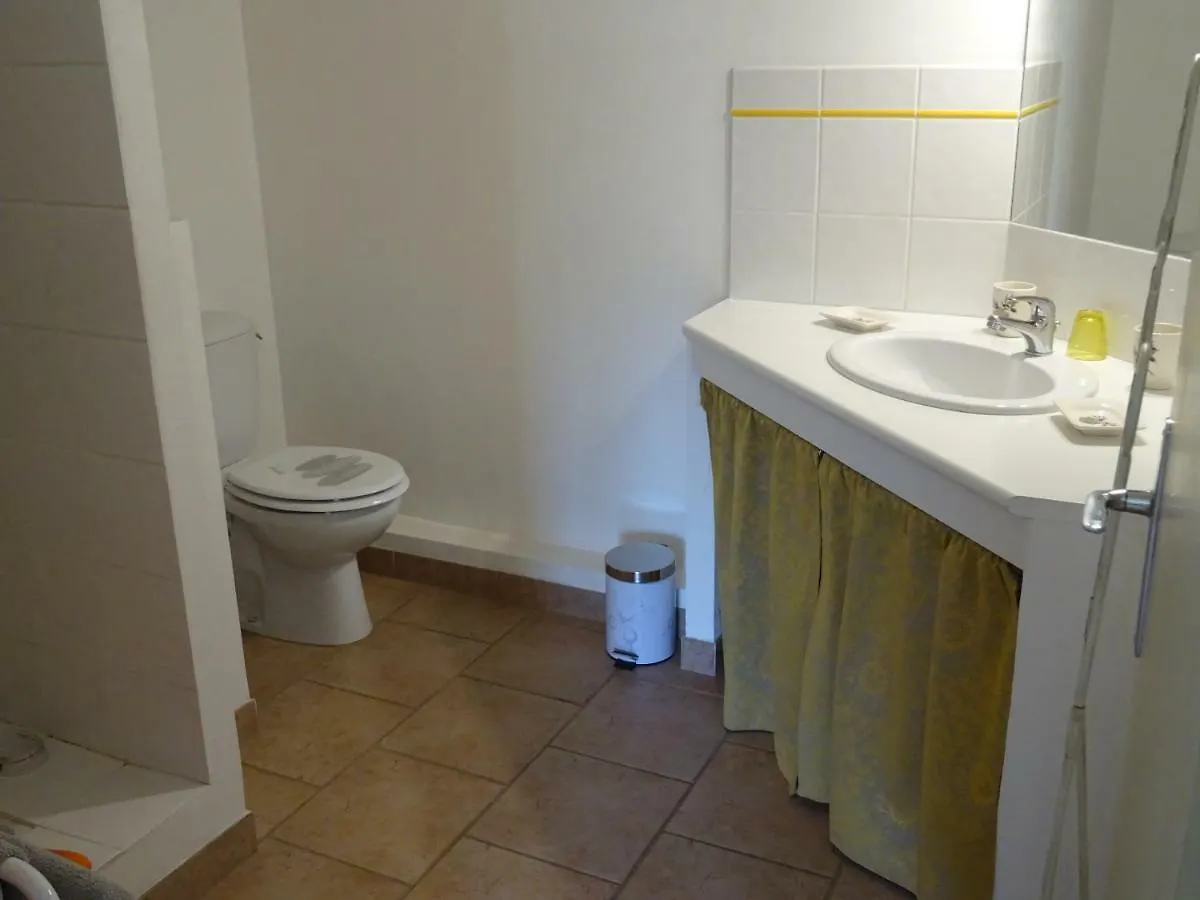 Cante Grillet Lacoste  Guest house